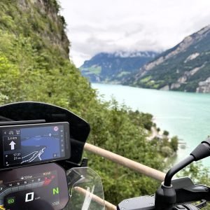 Entre lacs cristallins et sommets majestueux, des paysages d’une pure harmonie